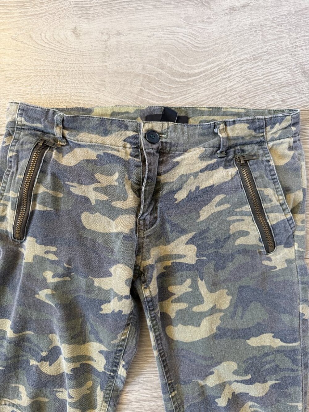Forever 21 XXI Women's Camo Skinny Cargo Pants Army Green Size M - Picture 2 of 9